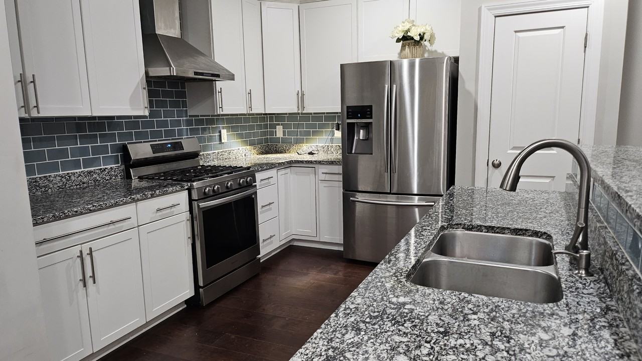 2726 Anderson Dr #2726 - Photo 2 of 14