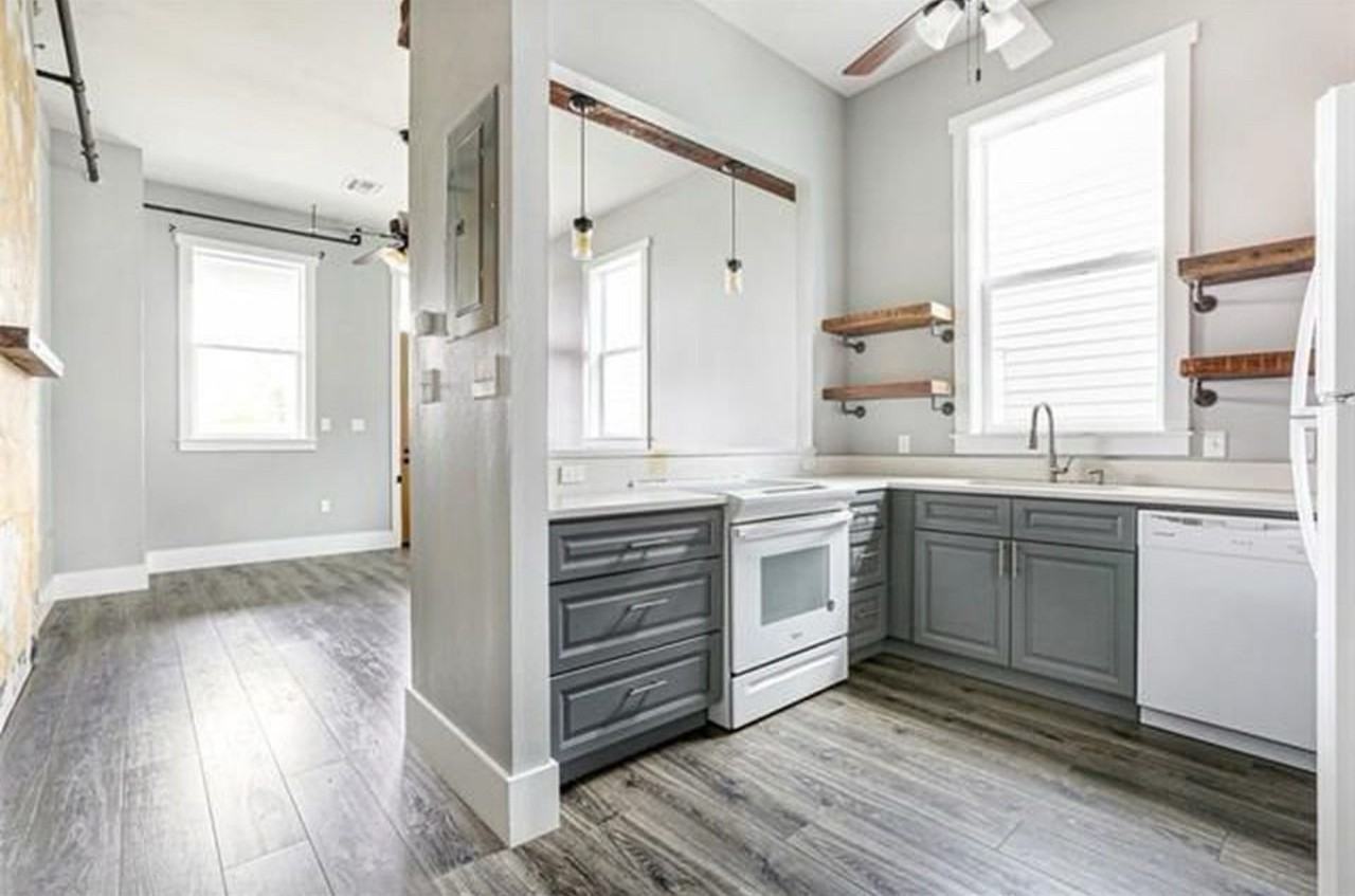 1387 Saint Anthony St #A - Photo 4 of 7