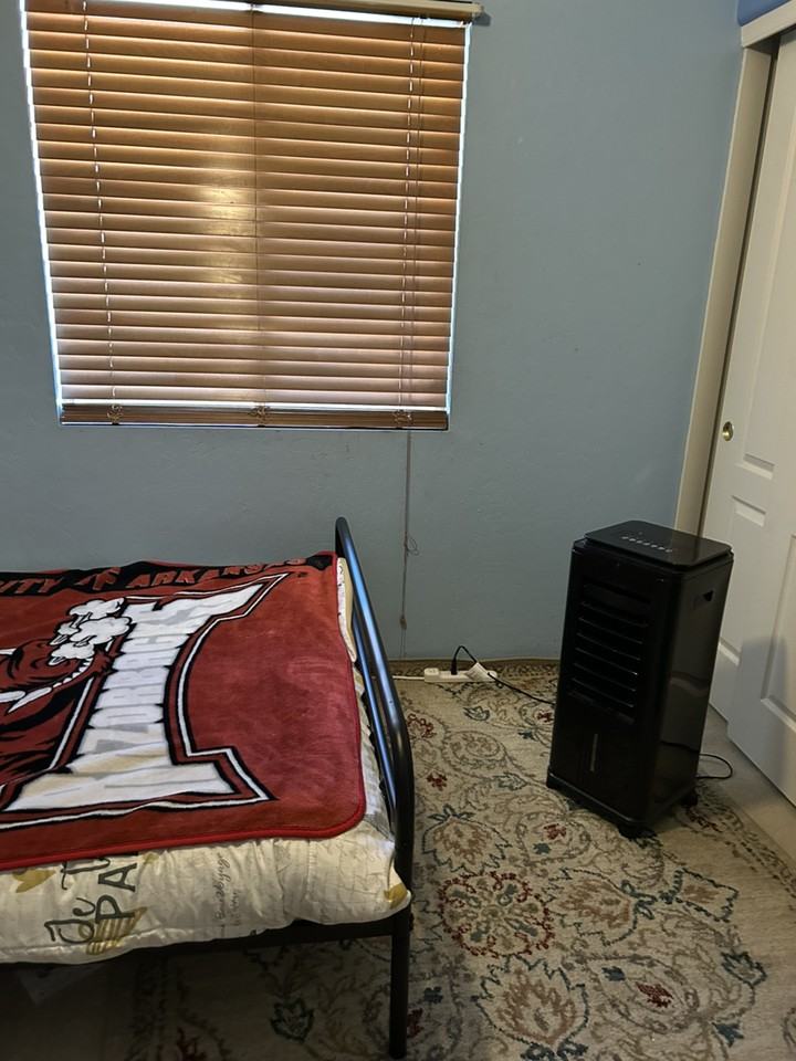 East Fairfield Street - Photo 4 of 7