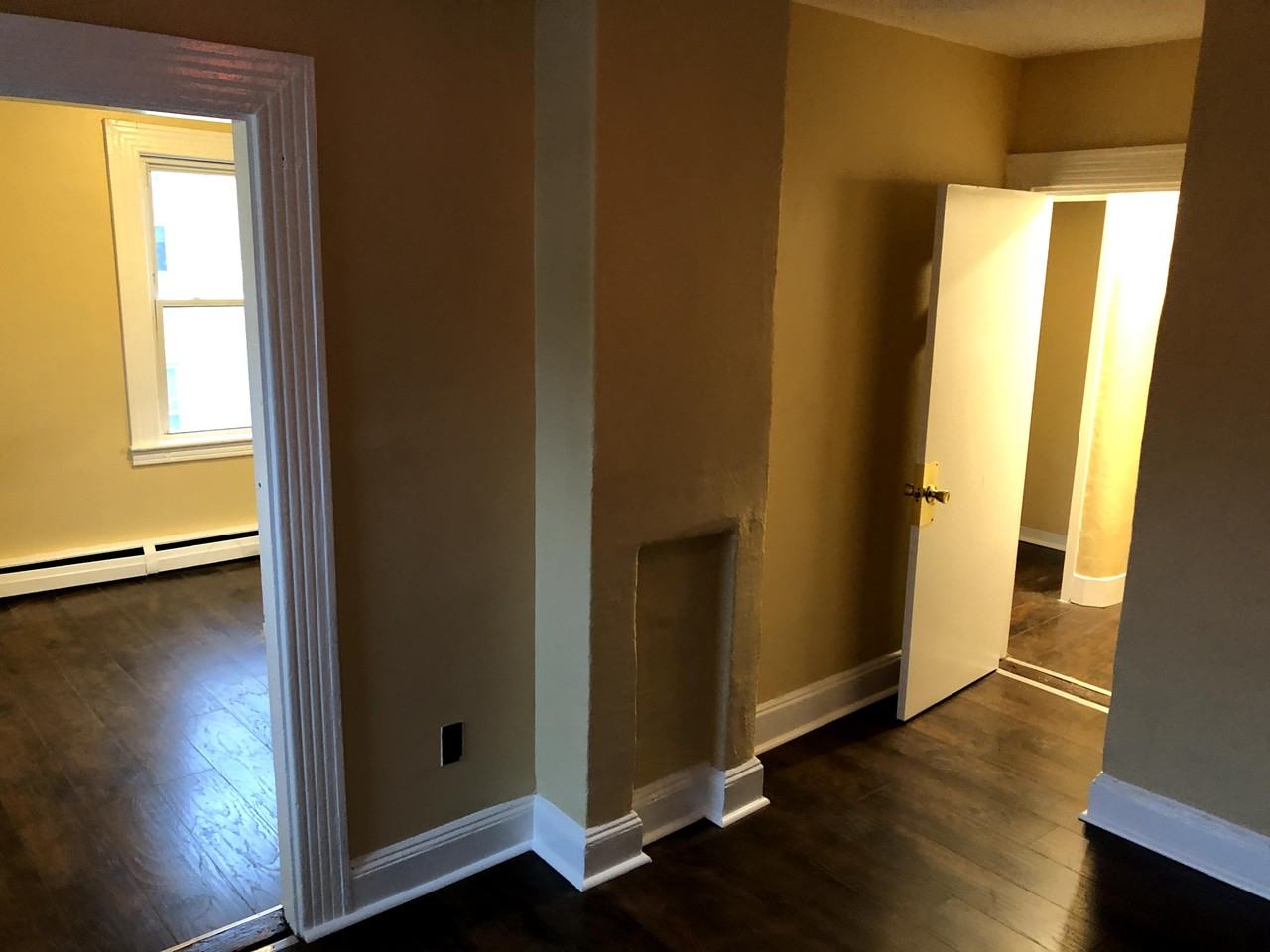 28 Greenwood St #2 - Photo 6 of 7
