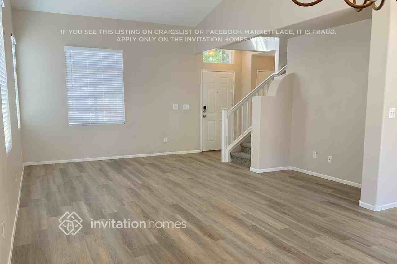 5438 Ragged Robin Ct - Photo 2 of 15