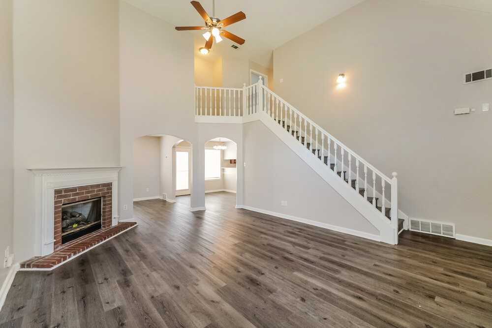 10047 Cameron Ridge Trl - Photo 4 of 17