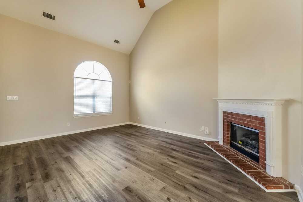 10047 Cameron Ridge Trl - Photo 5 of 17