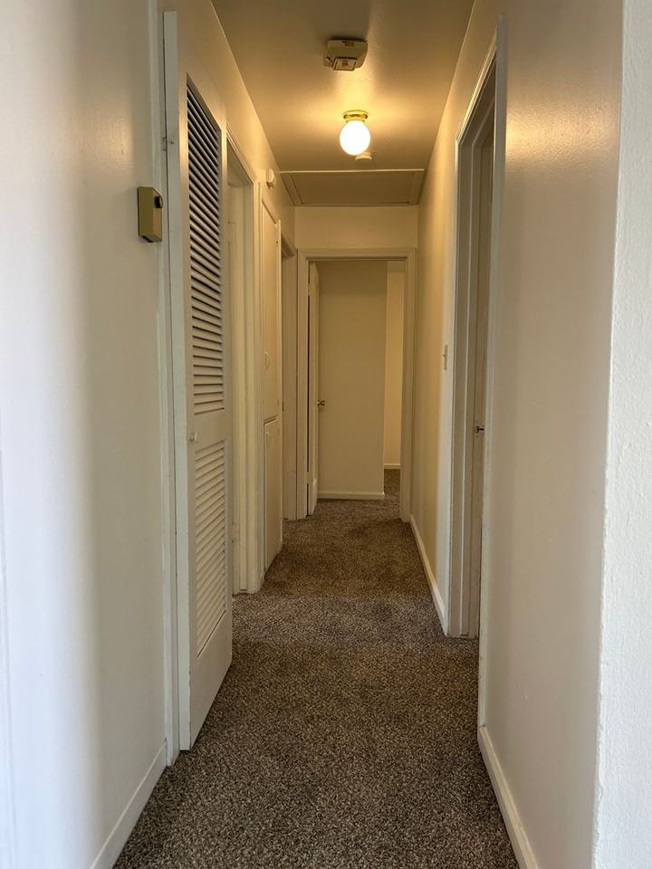 214 W 2nd St - Photo 5 of 13