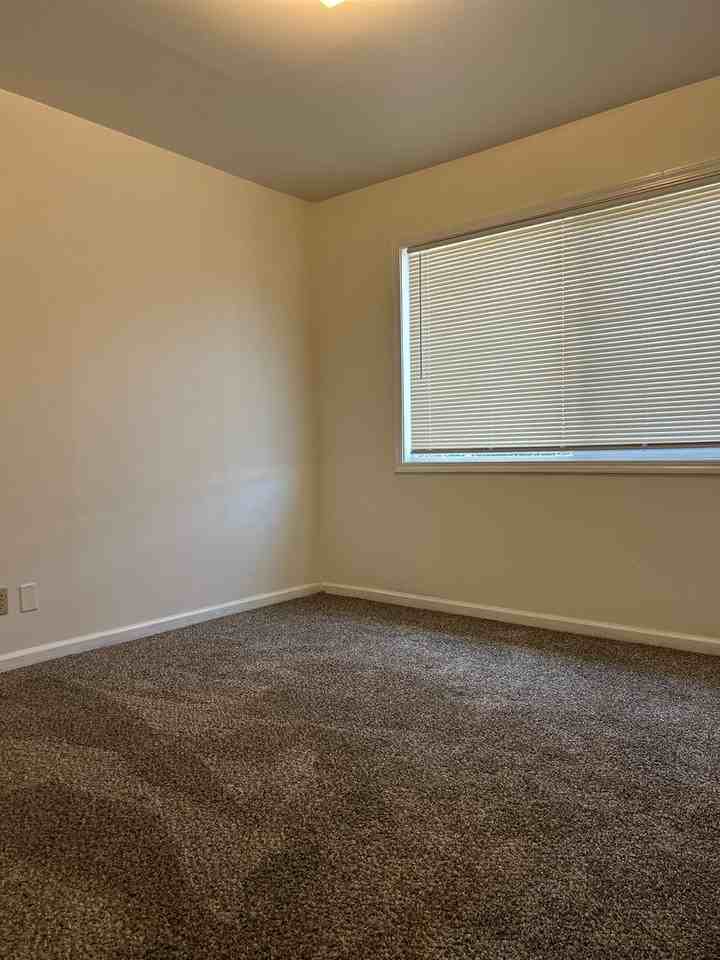 214 W 2nd St - Photo 6 of 13