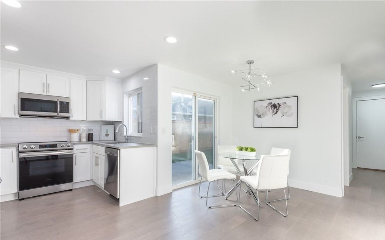 945 1st Ave N - Photo 3 of 19