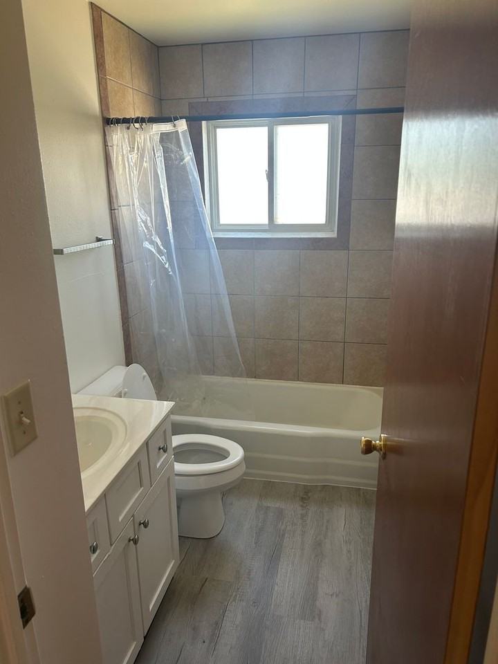 1024 Hunt Ave - Photo 6 of 8