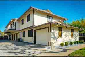 featured image of 3337 La Canada Dr