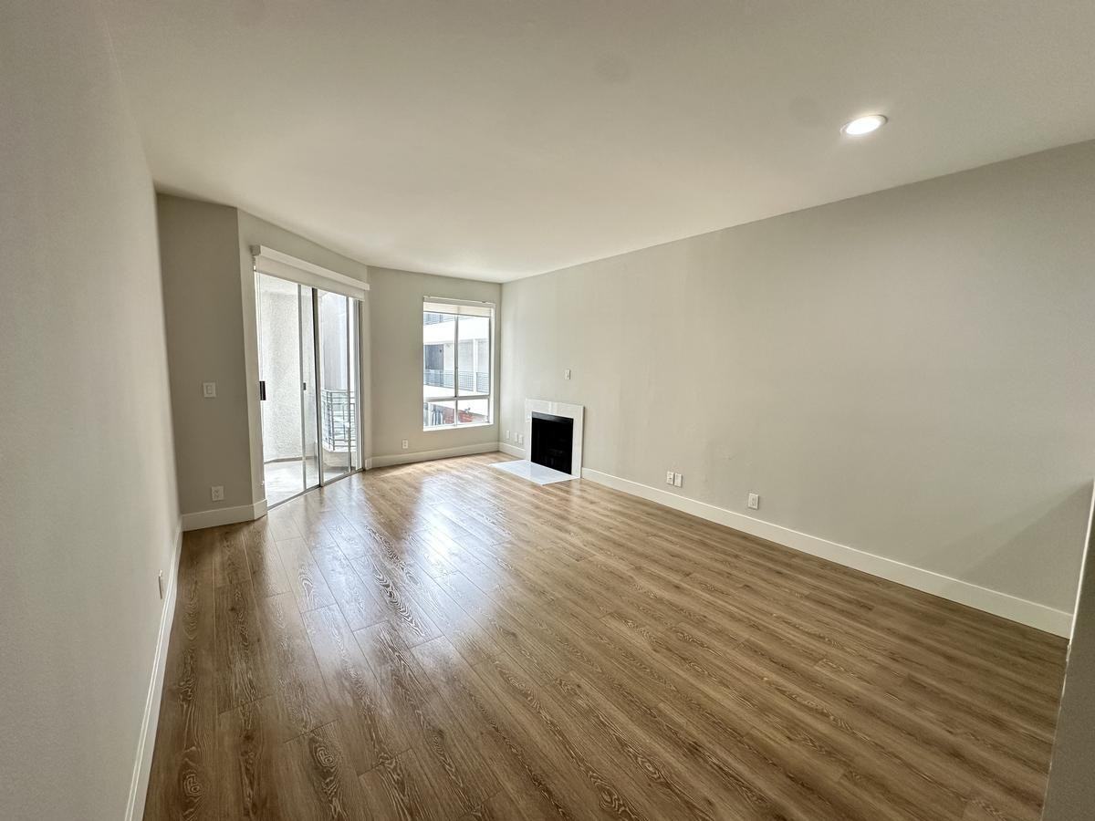 1800 S Normandie Ave - Photo 3 of 22