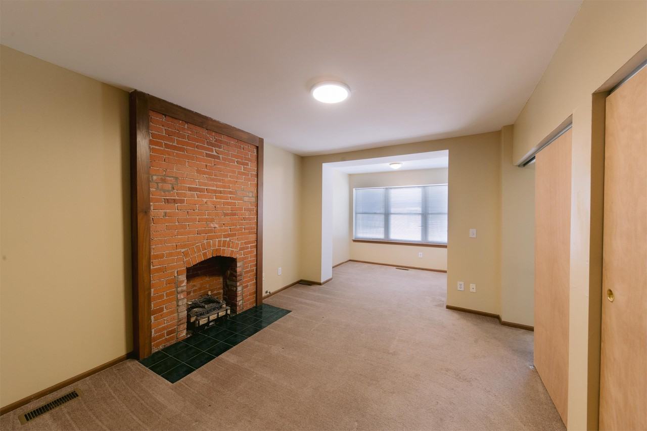 252 S Washington Ave - Photo 7 of 50