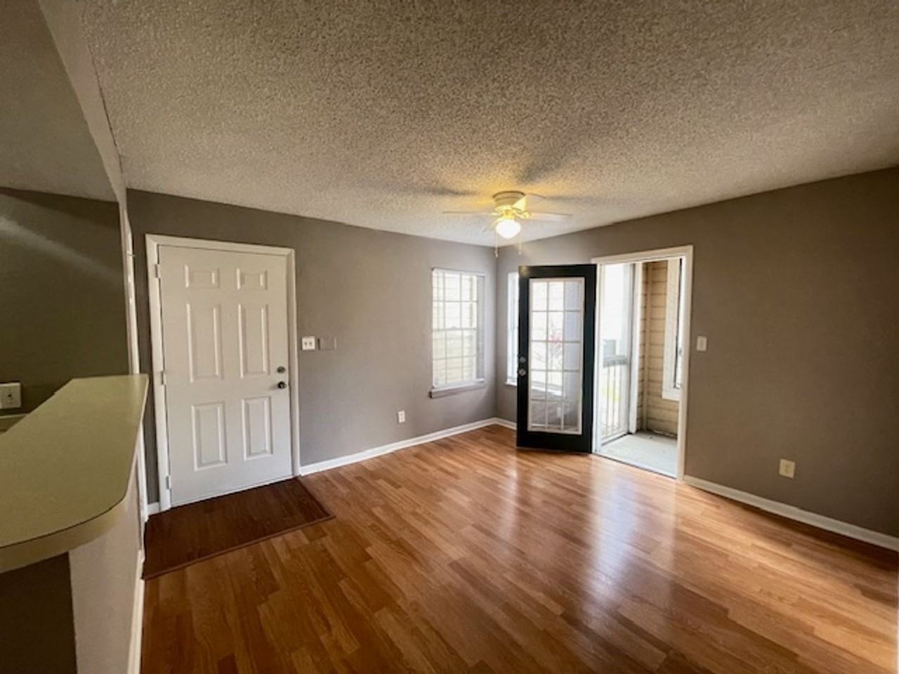 4350 Perkinshire Ln - Photo 2 of 24