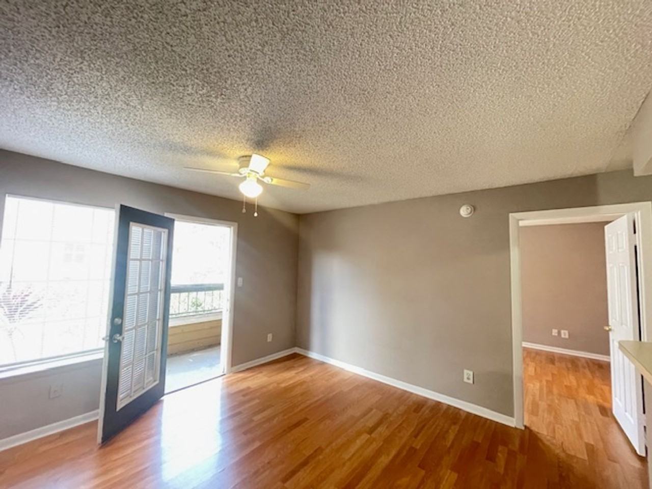 4350 Perkinshire Ln - Photo 3 of 24