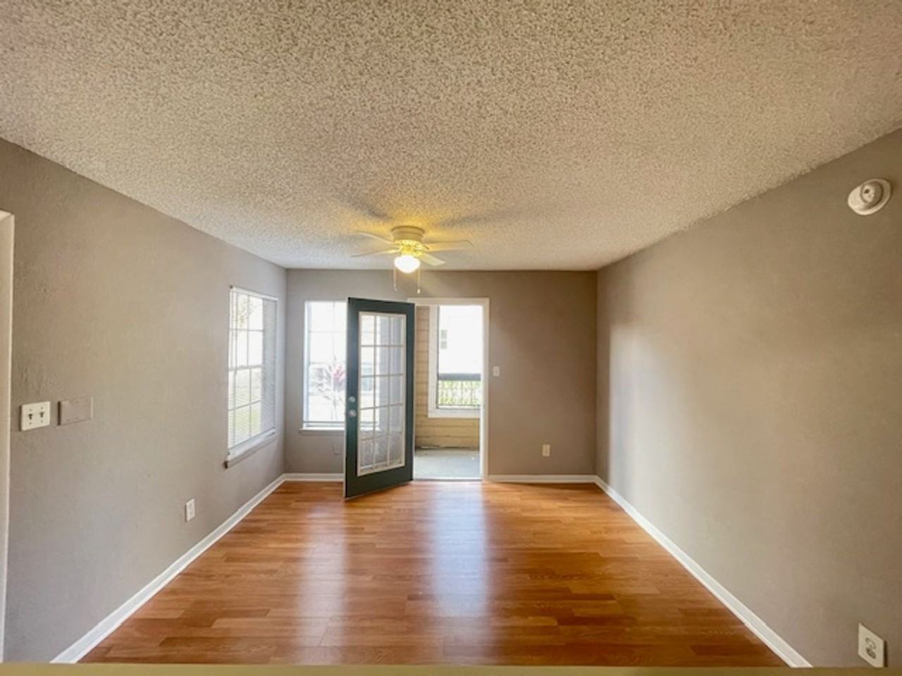 4350 Perkinshire Ln - Photo 4 of 24