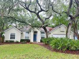 featured image of 1803 Canterbury Ln