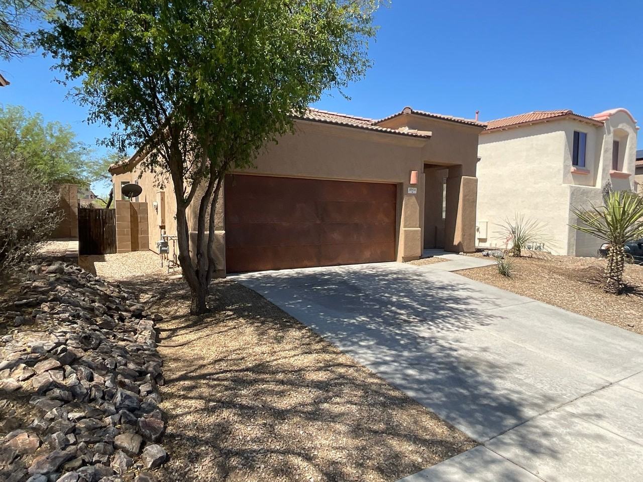 10854 E New Rock Ridge Dr - Photo 2 of 28