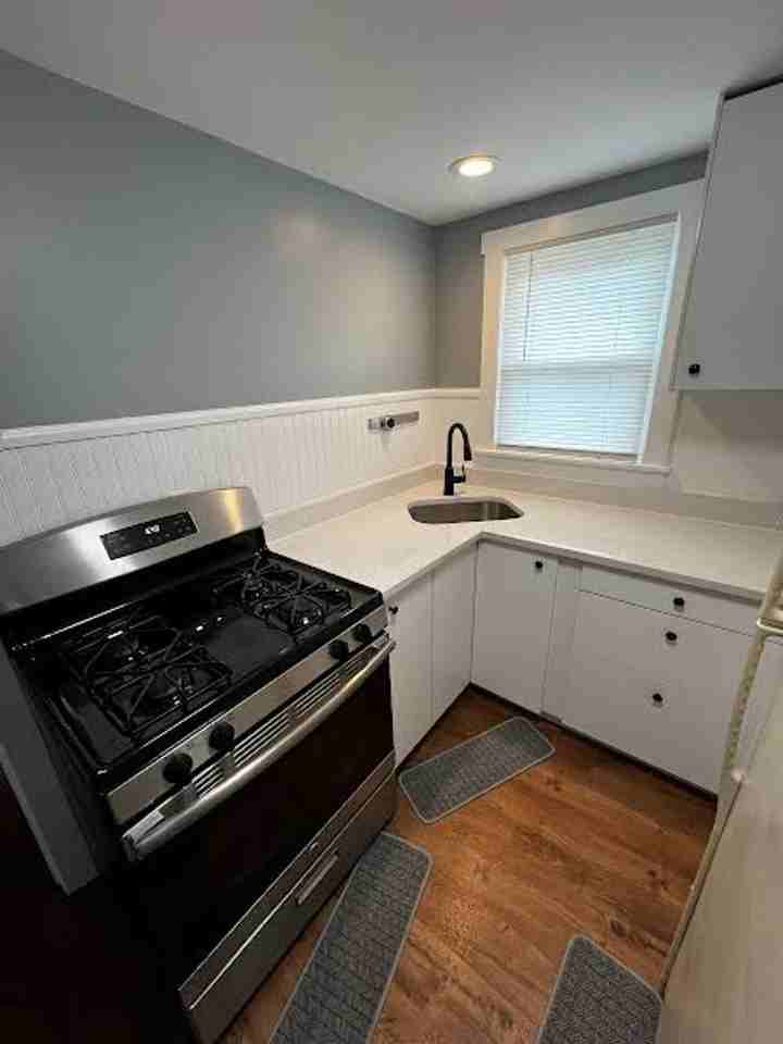 4523 1/2 S Harmon St - Photo 6 of 7
