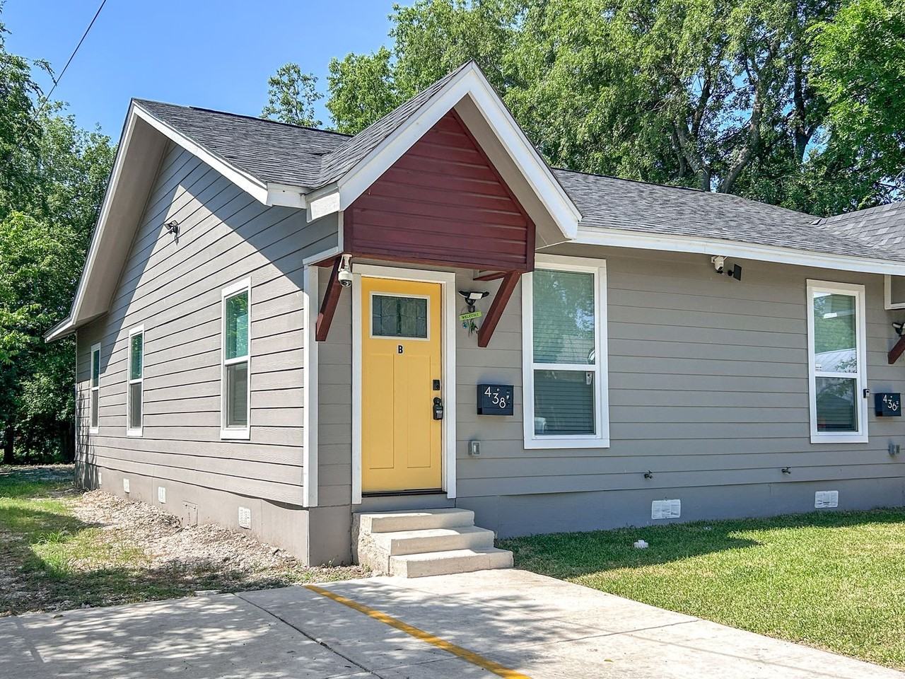 438 Gulf - Photo 2 of 14