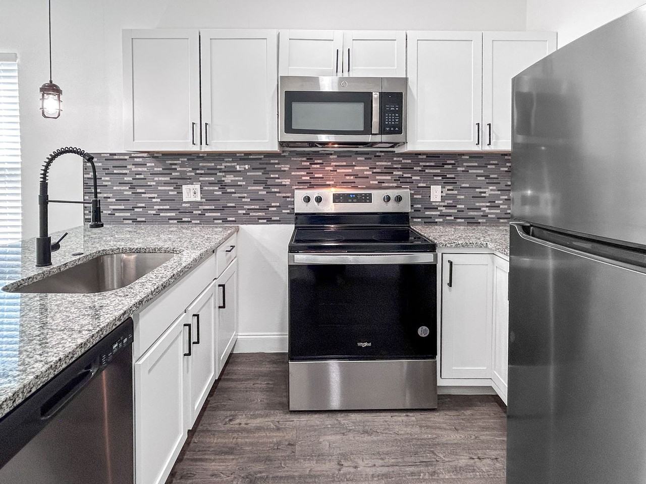 438 Gulf - Photo 5 of 14