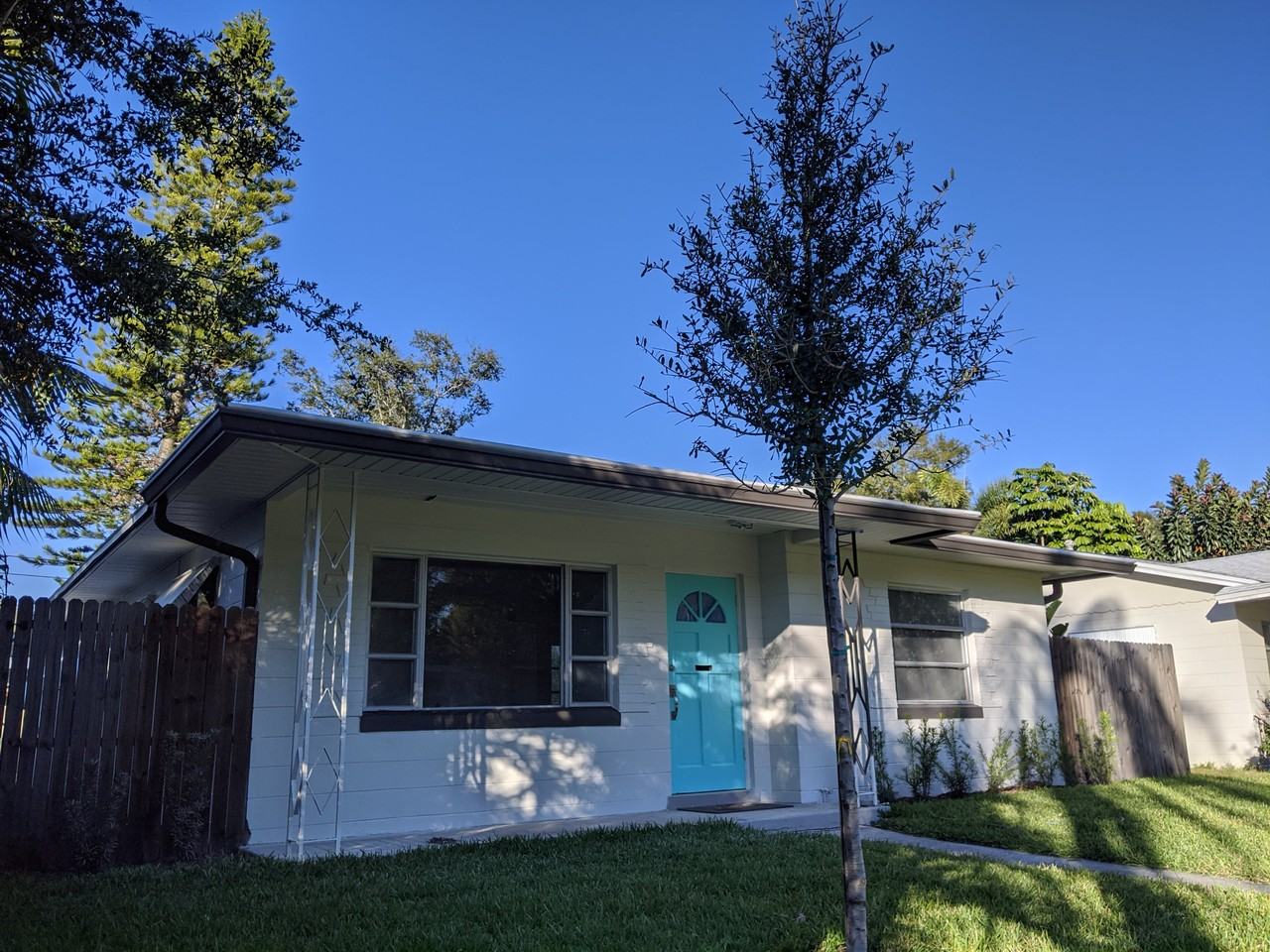 735 30th Ave N #NA - Photo 2 of 17