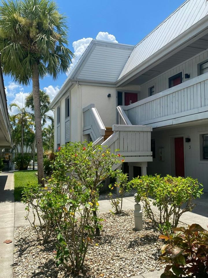 3920 Orange Grove Boulevard, Unit 8 - Photo 5 of 39