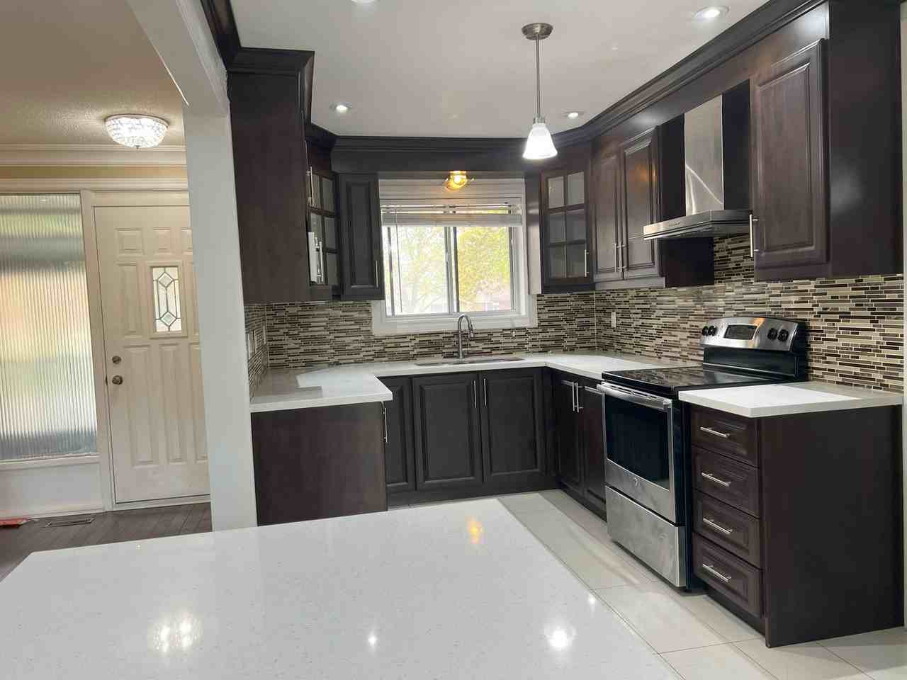 10 Burgby Avenue - Photo 3 of 15