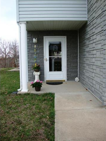 16838 Hurricane Ln - Photo 2 of 14