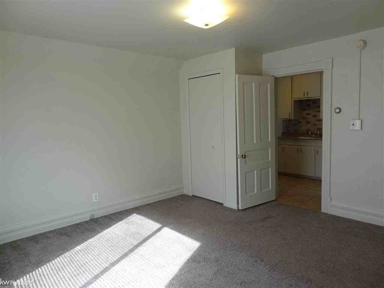 172 North Ave - Photo 7 of 9