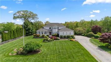 featured image of 241 Channel Vw