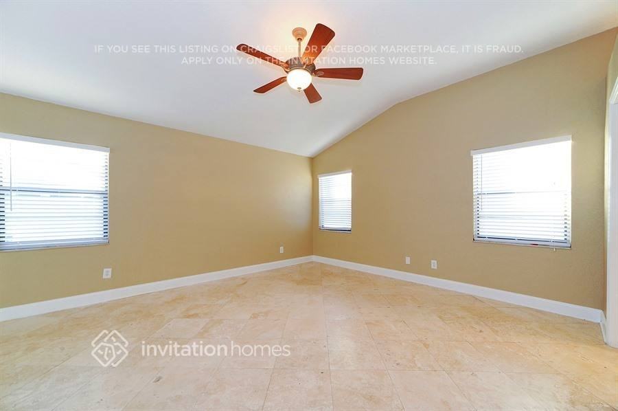 8945 Bayaud Dr - Photo 2 of 20