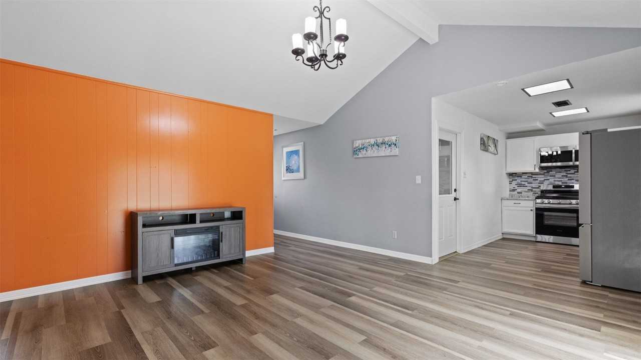 12402 River Trail Dr - Photo 5 of 13