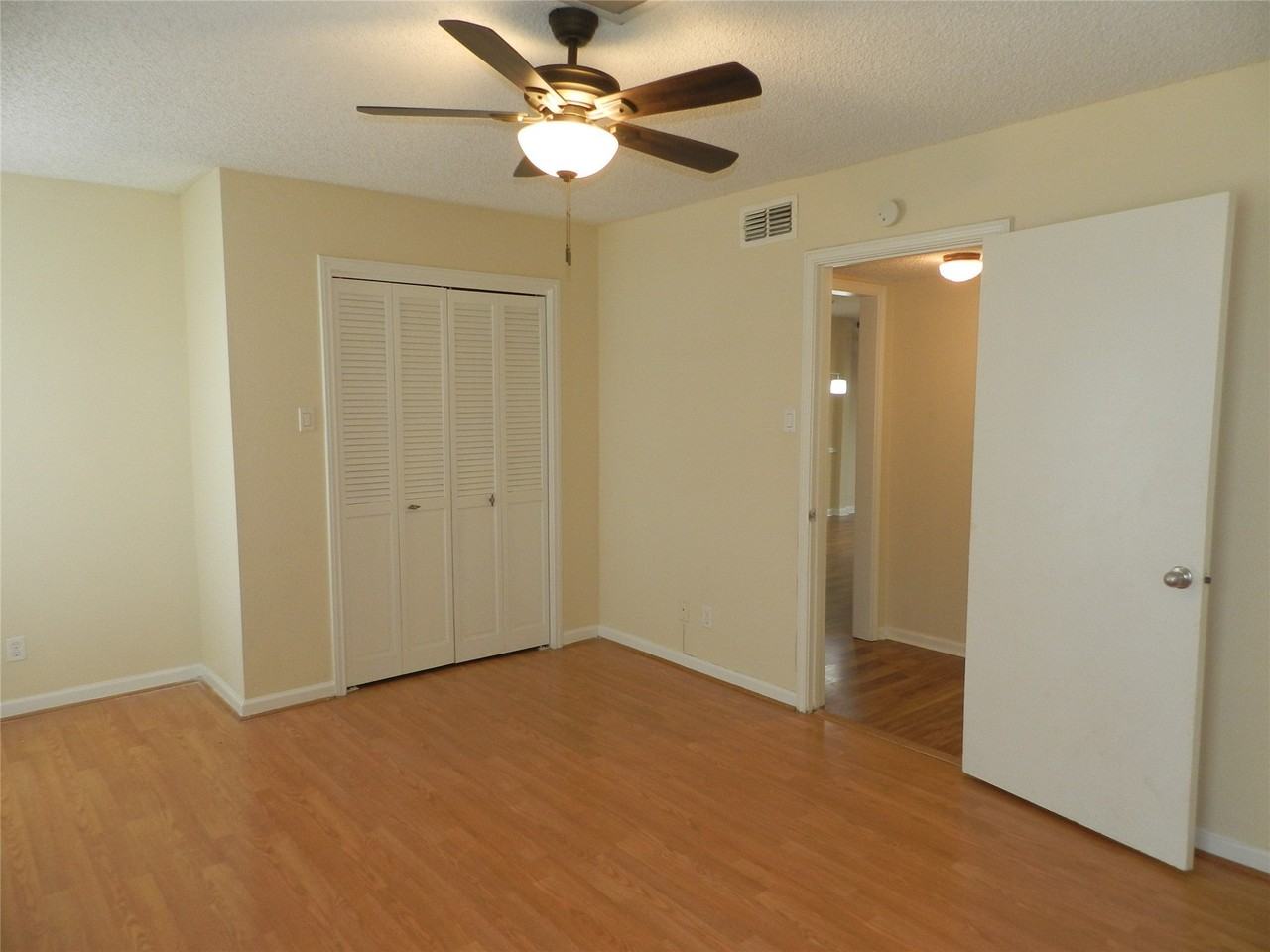 14309 Misty Meadow Ln - Photo 6 of 21