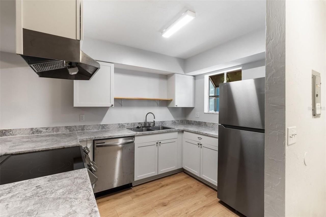 4411 Sw 34th St - Photo 6 of 23