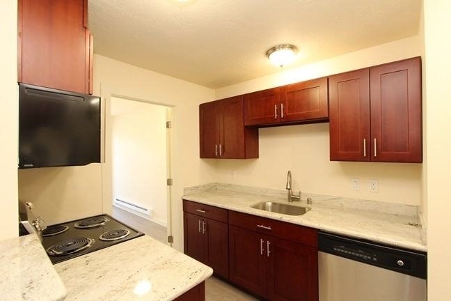 2501 Thorndyke Ave W #303 - Photo 4 of 13