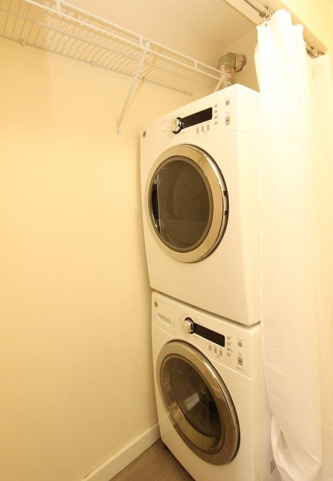 2501 Thorndyke Ave W #303 - Photo 7 of 13