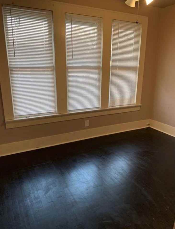 2531 Liberty St - Photo 2 of 10