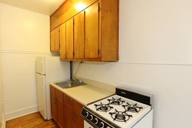 4631 N Paulina St #303 - Photo 3 of 15