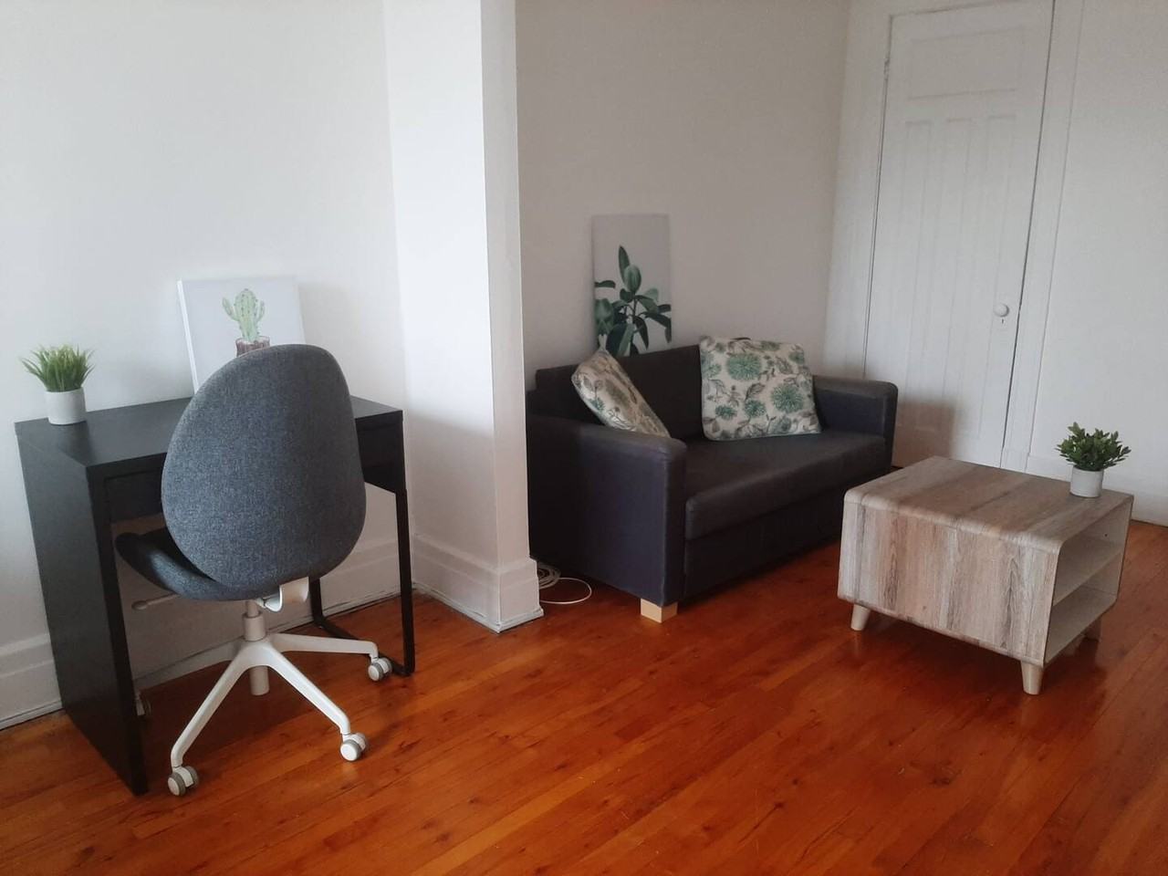 2165 Rue Montgomery - Photo 3 of 15