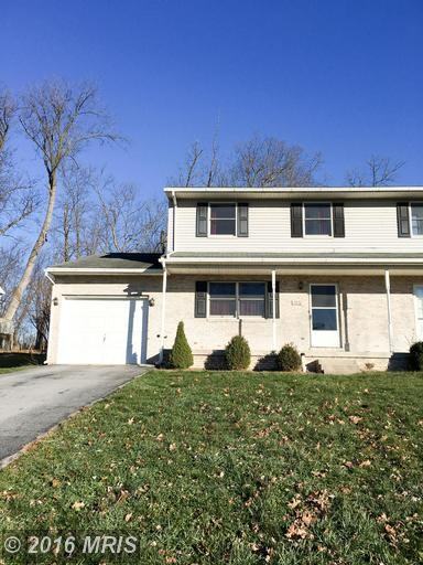 14852 Sherwood Dr - Photo 2 of 11