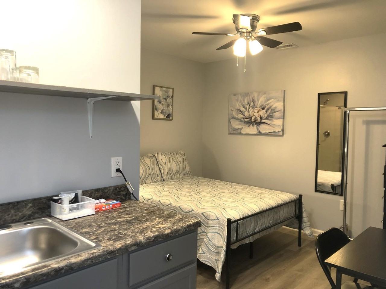 5534 Allen Rd E - Photo 2 of 5