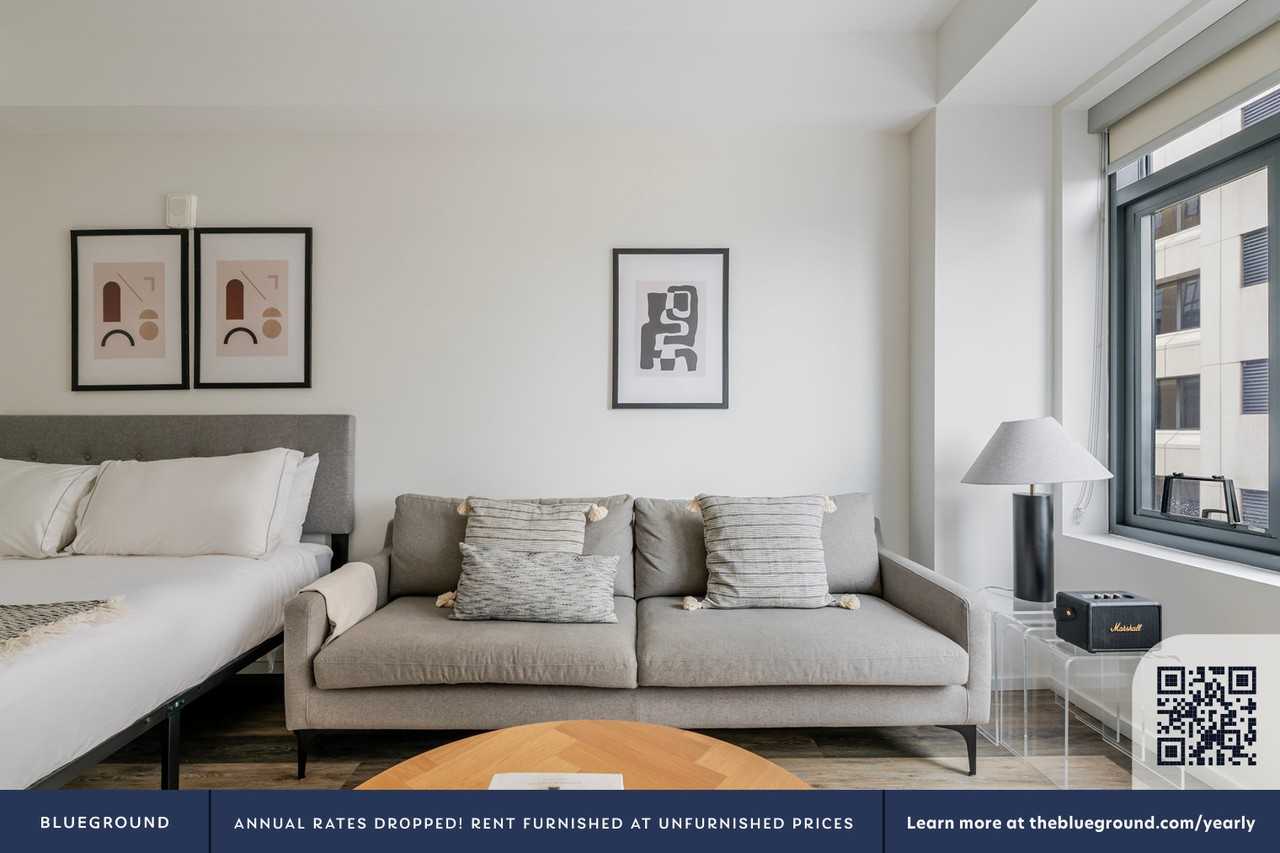 345 Harrison Avenue - Photo 3 of 34