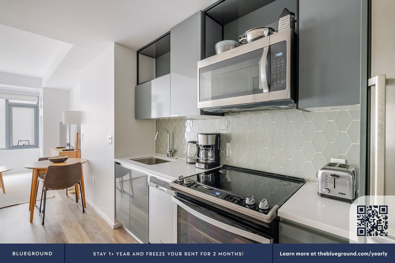 345 Harrison Avenue - Photo 7 of 34