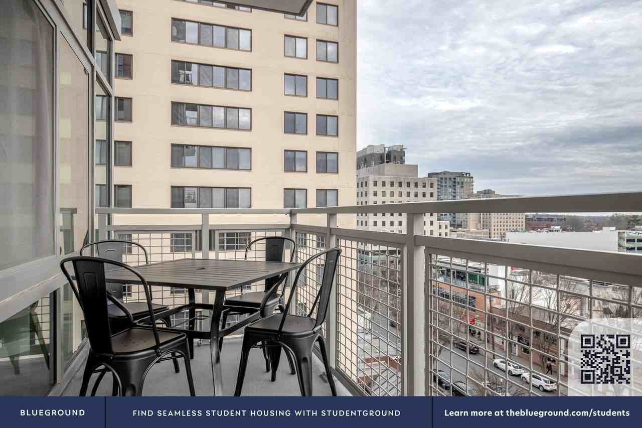 4800 Auburn Avenue - Photo 6 of 49