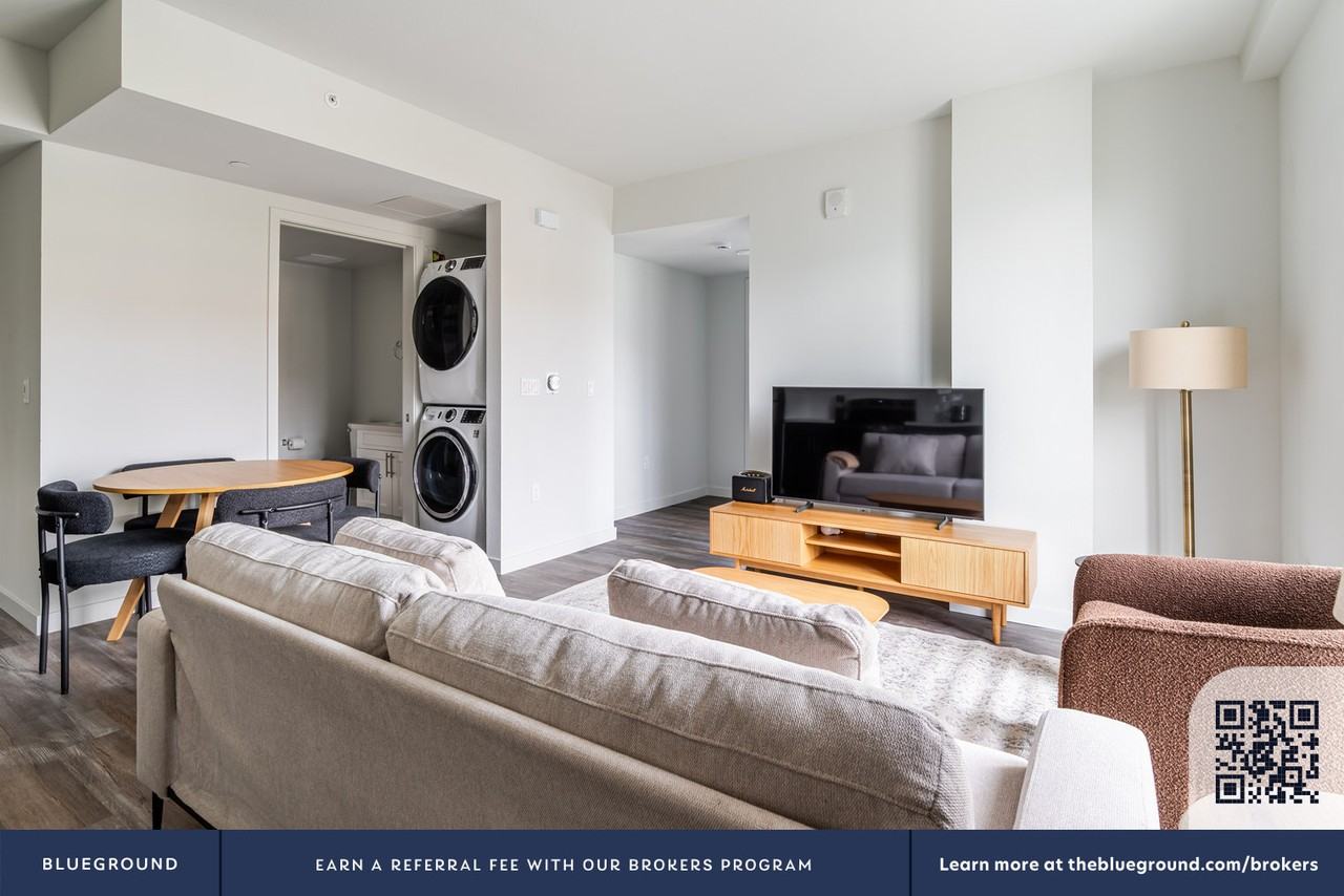 2077 Haste Street - Photo 5 of 76