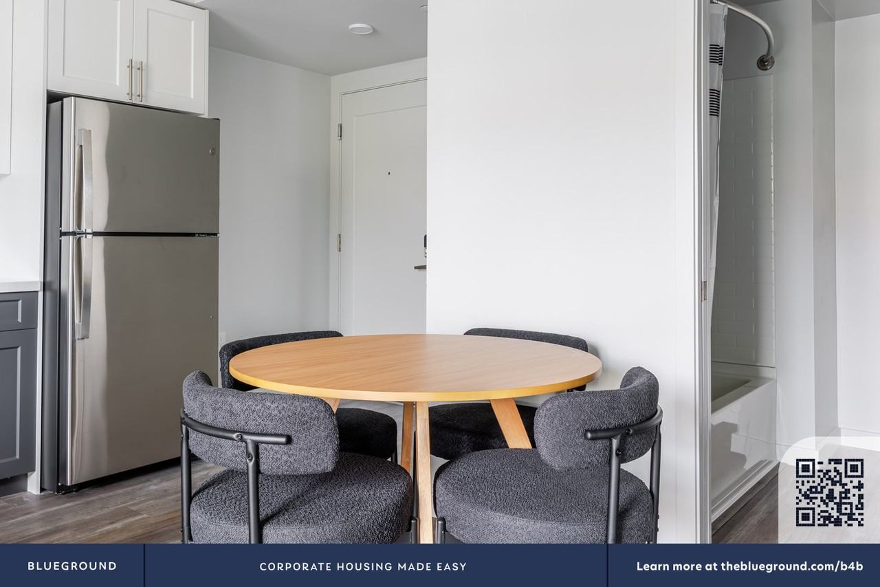 2077 Haste Street - Photo 6 of 76