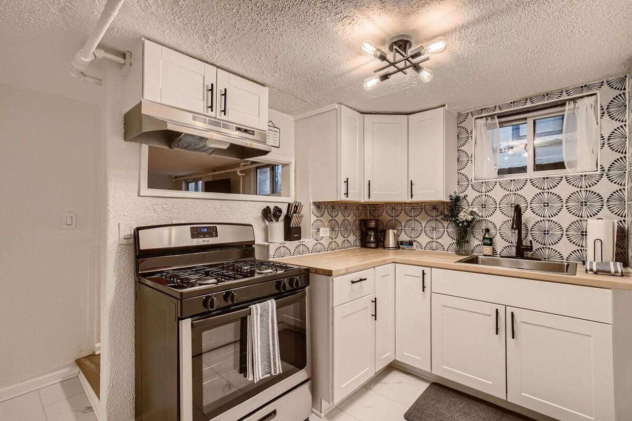 1240 York Street - Photo 4 of 47