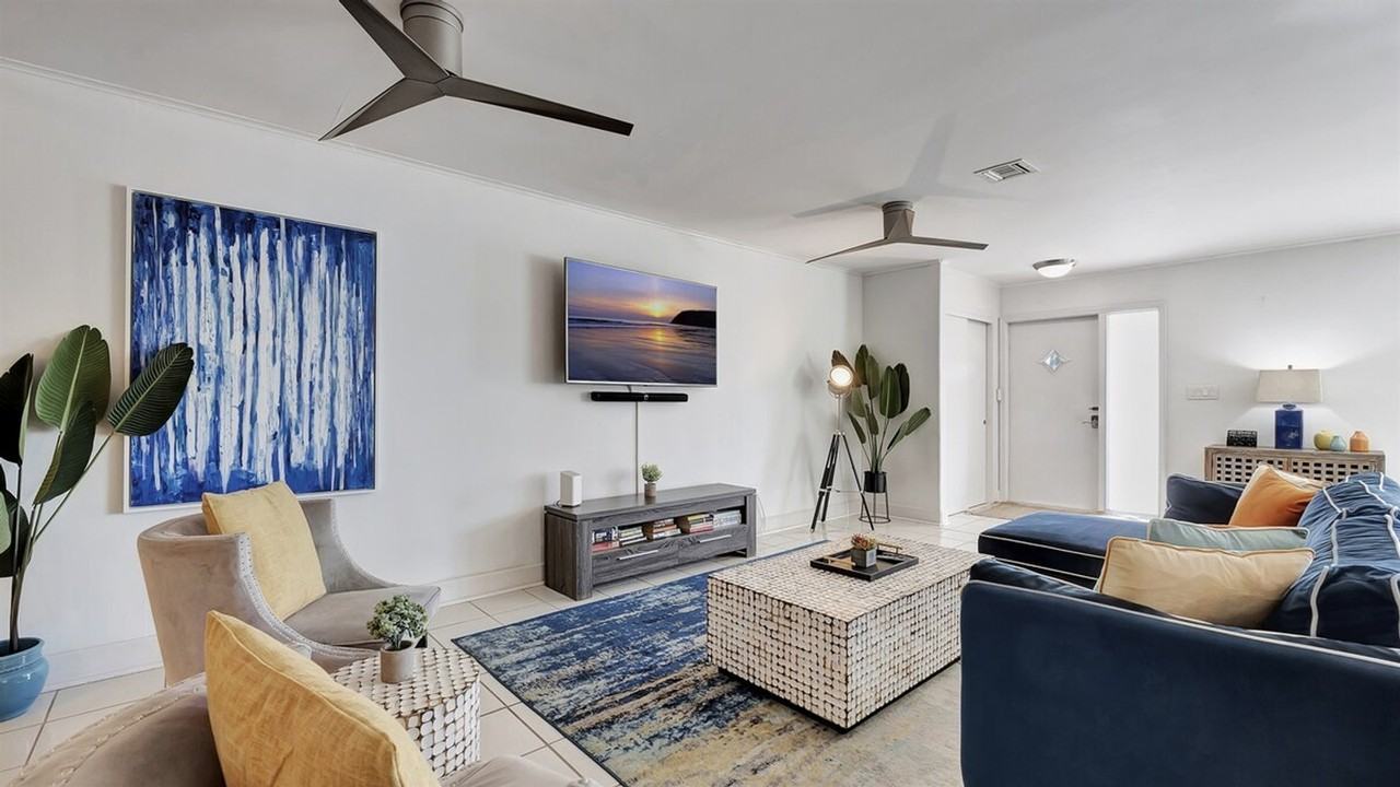 571 94th Ave N #1051218P - Photo 3 of 50