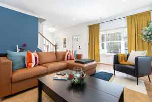 featured image of 2801 Bancroft St