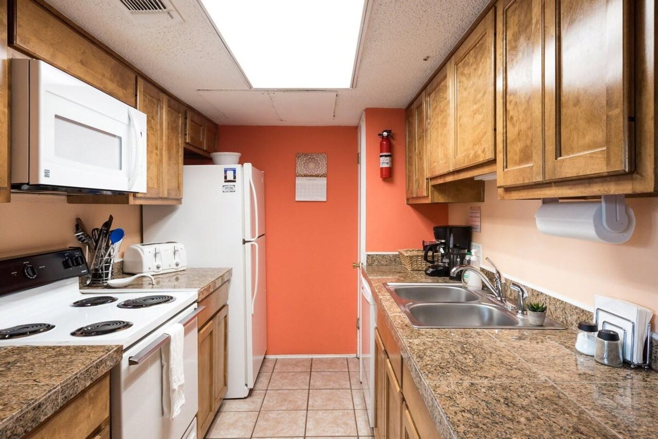 1206 Hollow Creek Dr #1054559P - Photo 4 of 17