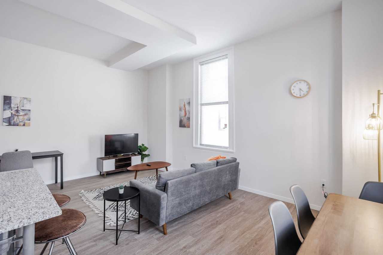 9-JAN-JAN East 4th Street #1404474P - Photo 2 of 30