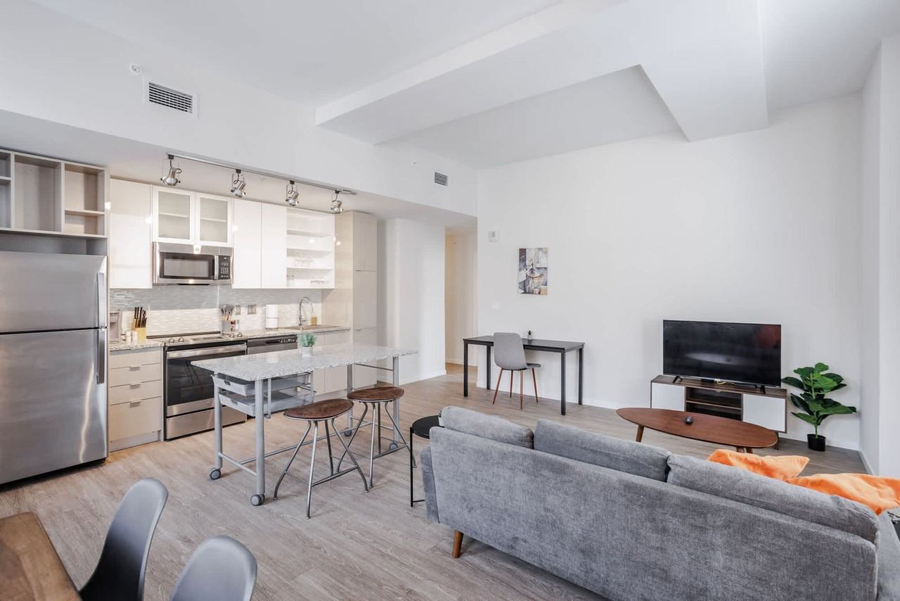 9-JAN-JAN East 4th Street #1404474P - Photo 3 of 30